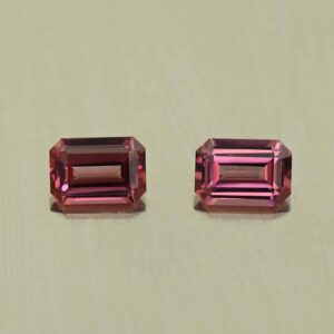 UmbaliteGarnet eme cut pair 6.4x4.5mm 1.71cts N ug1304 scaled 1