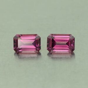 UmbaliteGarnet eme cut pair 6.5x4.5mm 1.96cts N ug1213