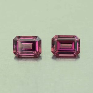 UmbaliteGarnet eme cut pair 7.5x5.5mm 3.16cts N ug1219