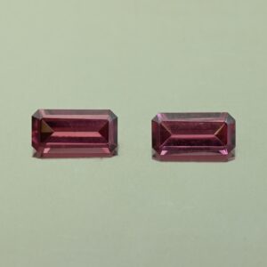 UmbaliteGarnet eme cut pair 7.9x4.0mm 1.62cts N ug1170 scaled 1
