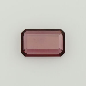 UmbaliteGarnet eme portrait cut 8.3x5.2mm 1.16cts N ug1342