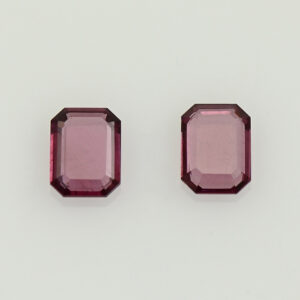 UmbaliteGarnet eme portrait cut pair 5.4x4.0mm 0.91cts N ug1333