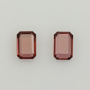 UmbaliteGarnet eme portrait cut pair 6.1x4.0mm 1.15cts N ug1336