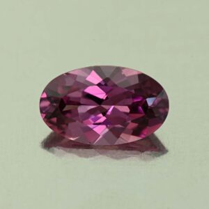 UmbaliteGarnet oval 10.0x6.1mm 1.89cts N ug1190