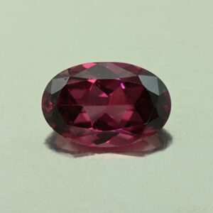 UmbaliteGarnet oval 10.2x6.7mm 2.23cts N ug1195