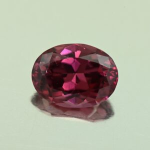 UmbaliteGarnet oval 10.3x7.8mm 3.23cts N ug1020