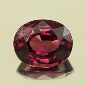 UmbaliteGarnet oval 11.3x9.3x6.2mm 5.62cts N ug1527