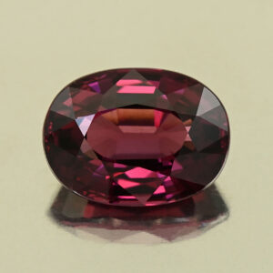 UmbaliteGarnet oval 11.4x8.4x6.0mm 5.21cts N ug1530