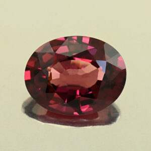 UmbaliteGarnet oval 11.9x9.4x5.2mm 4.94cts N ug1544