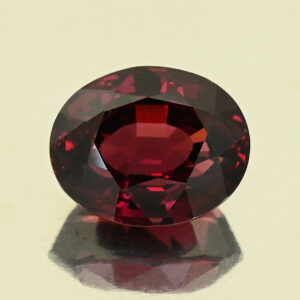 UmbaliteGarnet oval 14.4x11.7x8.9mm 12.64cts N ug1558
