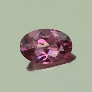 UmbaliteGarnet oval 6.0x4.0mm 0.46cts N ug988