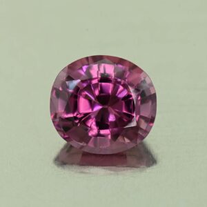 UmbaliteGarnet oval 7.2x6.6mm 1.56cts N ug1173