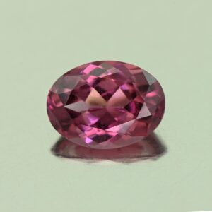 UmbaliteGarnet oval 7.4x5.5mm 1.12cts N ug991