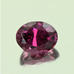 UmbaliteGarnet oval 8.1x6.3mm 2.26cts N ug997