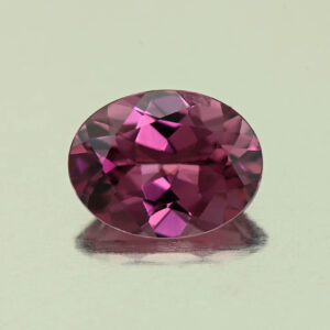 UmbaliteGarnet oval 8.5x6.5mm 1.75cts N ug1001