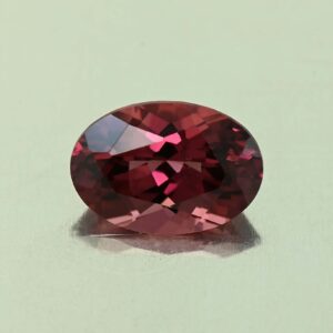 UmbaliteGarnet oval 9.4x6.5mm 2.15cts N ug1182