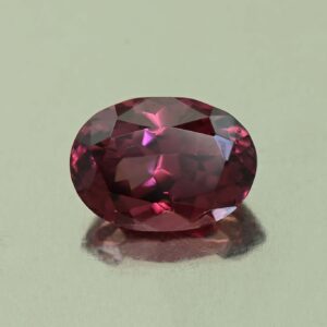 UmbaliteGarnet oval 9.4x6.7mm 2.68cts N ug1183
