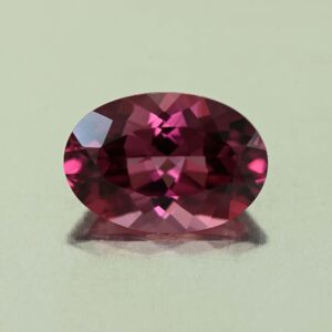 UmbaliteGarnet oval 9.7x6.7mm 2.18cts N ug1185