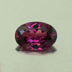 UmbaliteGarnet oval 9.9x6.7mm 2.12cts N ug1187