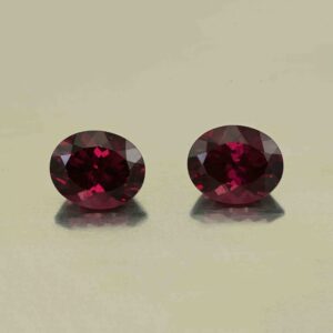 UmbaliteGarnet oval pair 11.1x9.1mm 9.95cts N ug1422 scaled 1