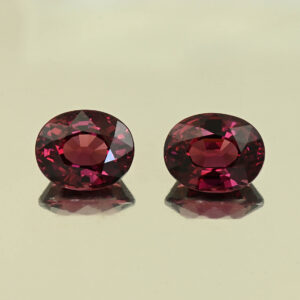 UmbaliteGarnet oval pair 11.9x9.7x7.0mm 12.1x9.5x7.1mm 13.56cts N ug1504