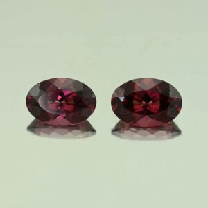 UmbaliteGarnet oval pair 12.0x8.1mm 8.32cts N ug1049 scaled 1