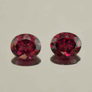 UmbaliteGarnet oval pair 12.0x9.8mm 11.7x9.7mm 9.39cts N ug779 scaled 1