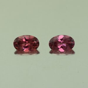 UmbaliteGarnet oval pair 6.0x4.0mm 1.02cts N ug1024