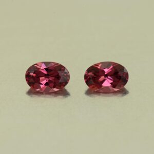 UmbaliteGarnet oval pair 6.5x4.5mm 1.40cts N ug1380 scaled 1