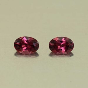 UmbaliteGarnet oval pair 6.5x4.5mm 1.43cts N ug1385