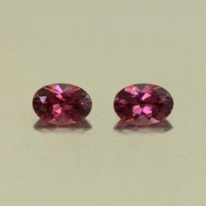 UmbaliteGarnet oval pair 6.5x4.6mm 1.45cts N ug1391