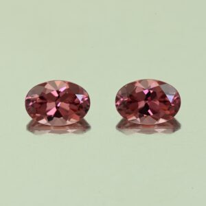 UmbaliteGarnet oval pair 6.5x4.6mm 1.56cts N ug1036