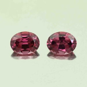 UmbaliteGarnet oval pair 6.7x5.2mm 2.00cts N ug1037