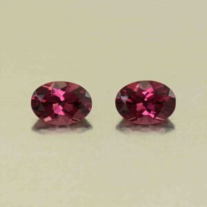 UmbaliteGarnet oval pair 7.0x5.1mm 1.92cts N ug1400