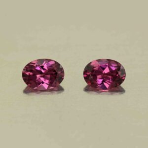 UmbaliteGarnet oval pair 7.5x5.5mm 2.23cts N ug1403 scaled 1