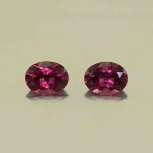 UmbaliteGarnet oval pair 8.5x6.5mm 3.51cts N ug1407 scaled 1