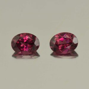 UmbaliteGarnet oval pair 8.6x6.5mm 3.60cts N ug672