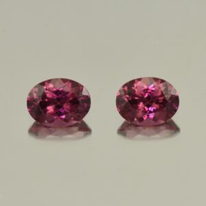 UmbaliteGarnet oval pair 8.6x6.5mm 3.99cts N ug671
