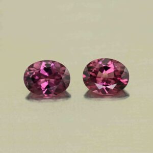 UmbaliteGarnet oval pair 9.5x7.5mm 4.80cts N ug1418 scaled 1