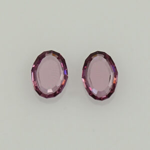 UmbaliteGarnet oval portrait cut pair 6.2x4.3mm 0.95cts N ug1343