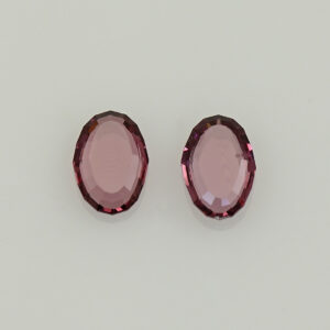 UmbaliteGarnet oval portrait cut pair 6.6x4.4mm 1.07cts N ug1344