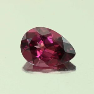 UmbaliteGarnet pear 10.0x7.0mm 2.23cts N ug1058