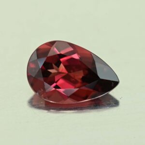 UmbaliteGarnet pear 12.0x8.0mm 3.31cts N ug503