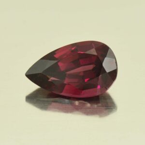 UmbaliteGarnet pear 14.7x8.9mm 6.34cts N ug271