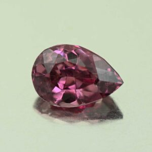 UmbaliteGarnet pear 9.1x6.1mm 1.91cts N ug1057