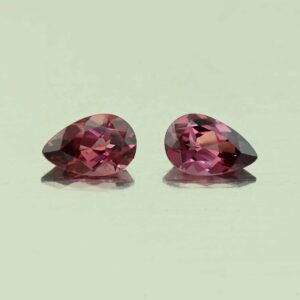 UmbaliteGarnet pear pair 8.5x5.5mm 2.31cts N ug950