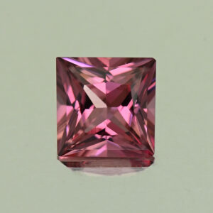 UmbaliteGarnet princess 5.5mm 0.91cts N ug1064
