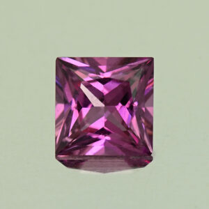 UmbaliteGarnet princess 5.5mm 0.94cts N ug1065