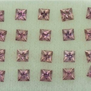UmbaliteGarnet princess box set 2.5mm 2.03cts N ug945