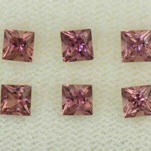 UmbaliteGarnet princess box set 3.5mm 2.88cts N ug881